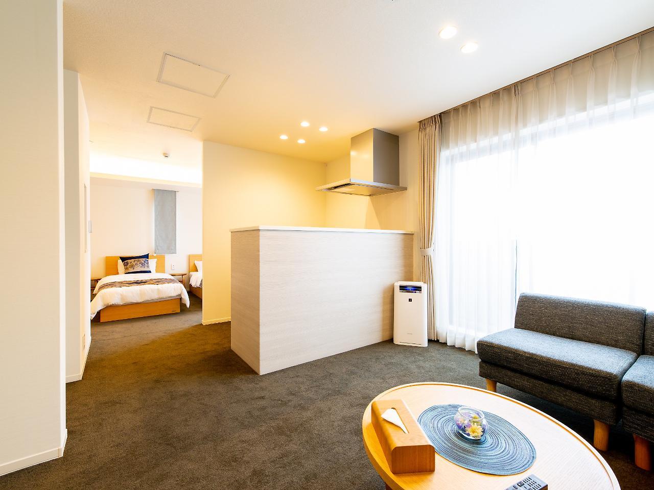 Апарт отель Grand Base Hiroshima Ekimae Экстерьер фото